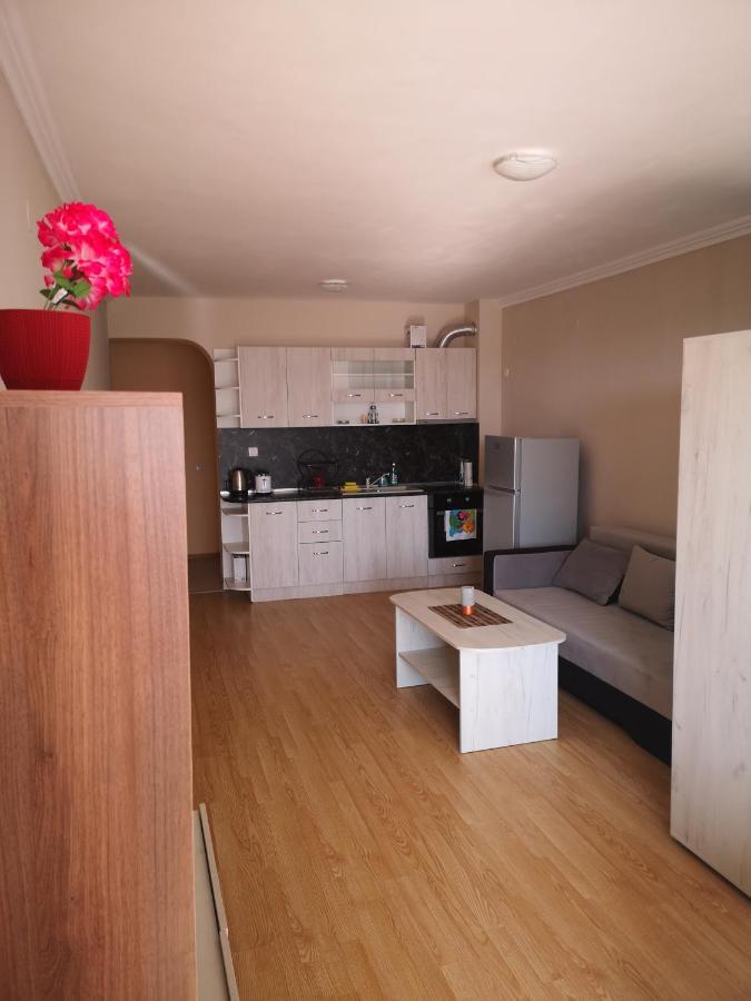 Seaview Apartment Complex Karia Cavarna Exterior foto